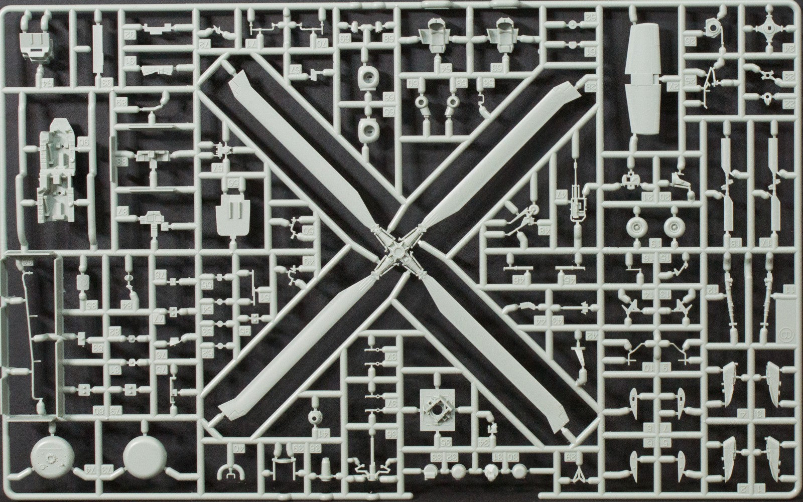 Academy 1/72 AH-64D Block II "Early Version" Kit