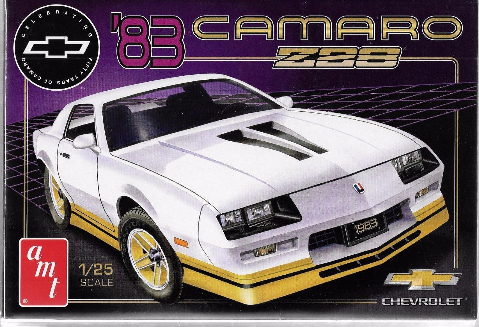 AMT 1/25 1983 Camaro Z28 Kit
