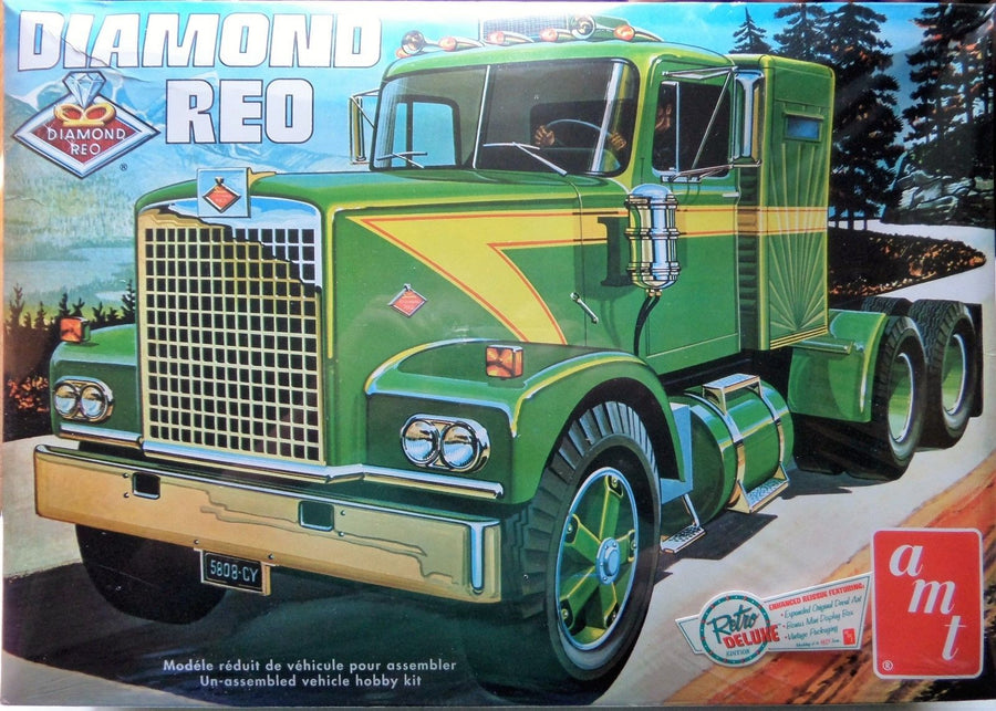 AMT 1/25 Diamond Reo Tractor Kit