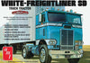 AMT 1/25 White Freightliner SD Truck Tractor Kit