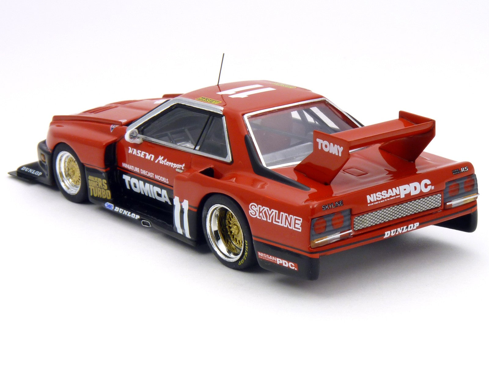 Aoshima 1/24 KDR30 Skyline Super Silhouette '82 Kit A005162