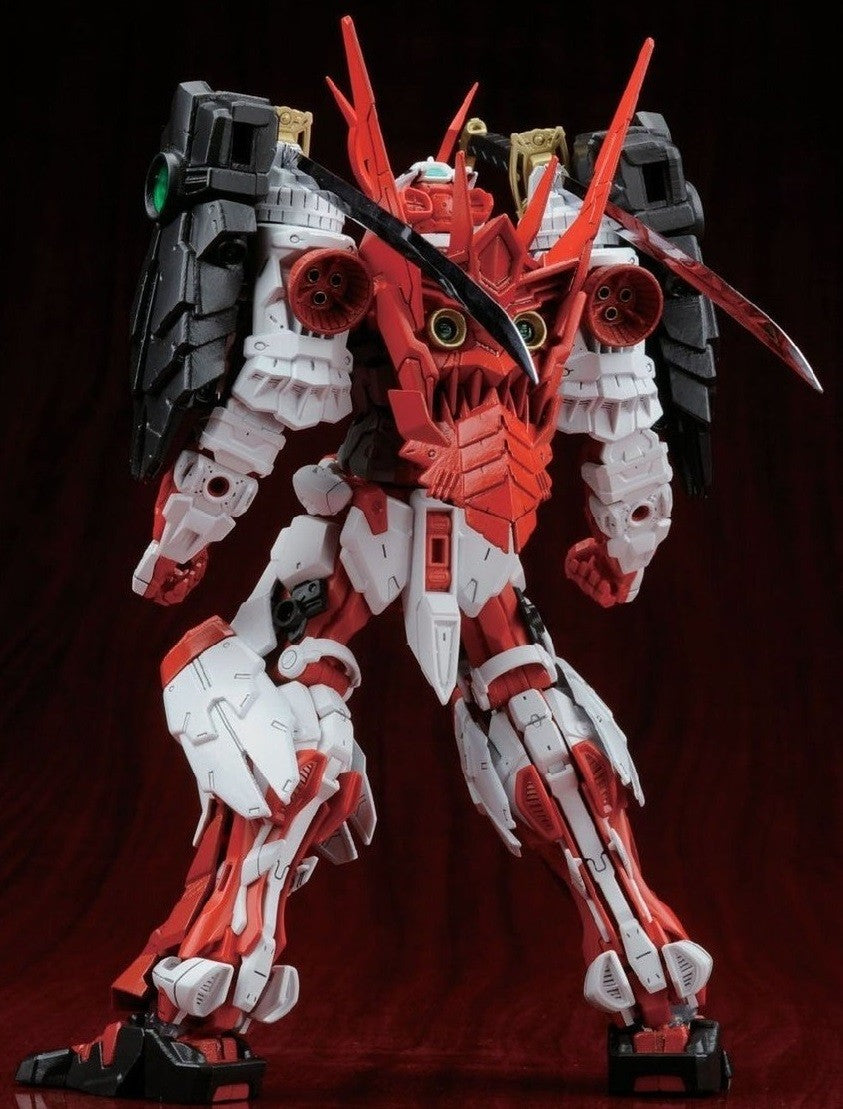 Bandai 1/100 MG Sengoku Astray Gundam Kit