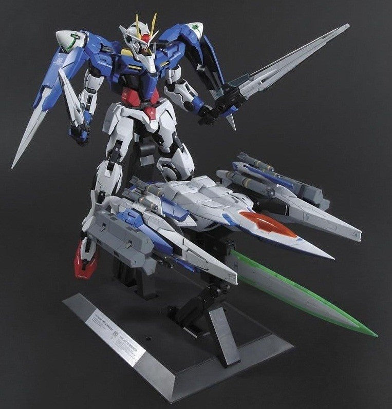 Bandai 1/60 PG 00 Raiser