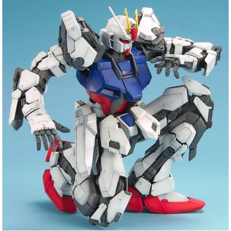 Bandai 1/60 PG Strike Gundam Kit