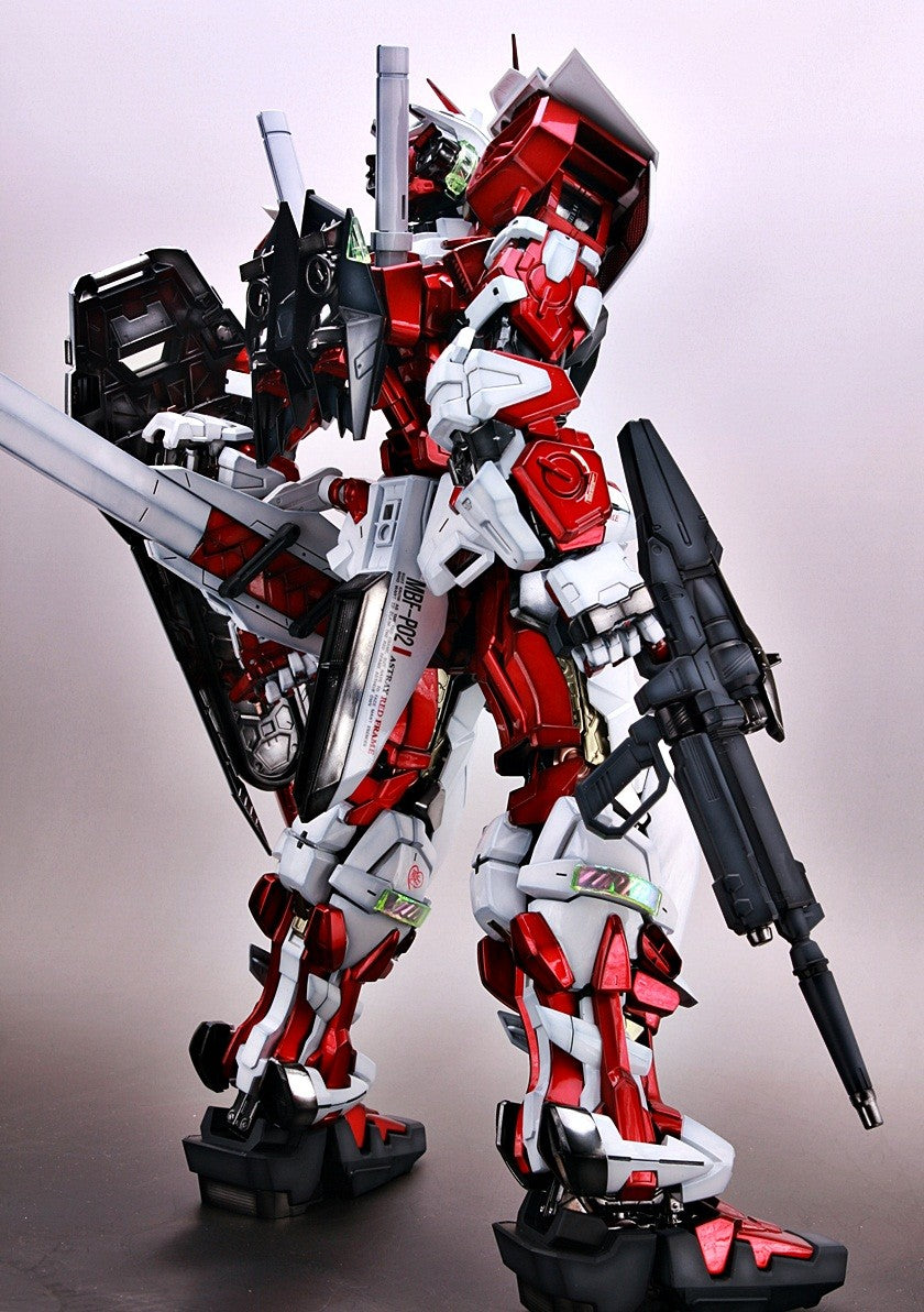 Bandai 1/60 PG MBF-P02 Gundam Astray (Red Frame) Kit