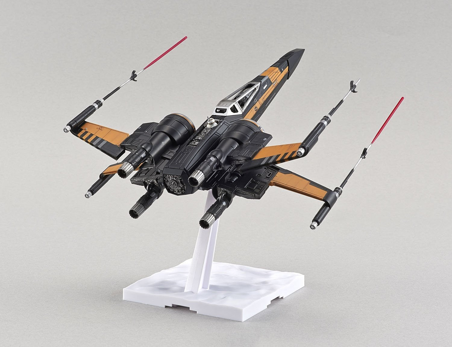 Bandai 1/72 Star Wars Poe's X-Wing Fighter Kit
