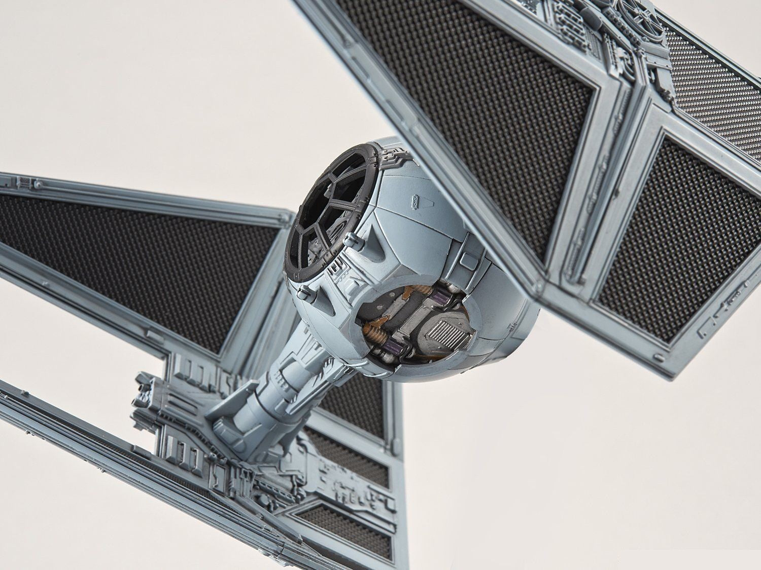 Bandai 1/72 Star Wars TIE Interceptor Kit