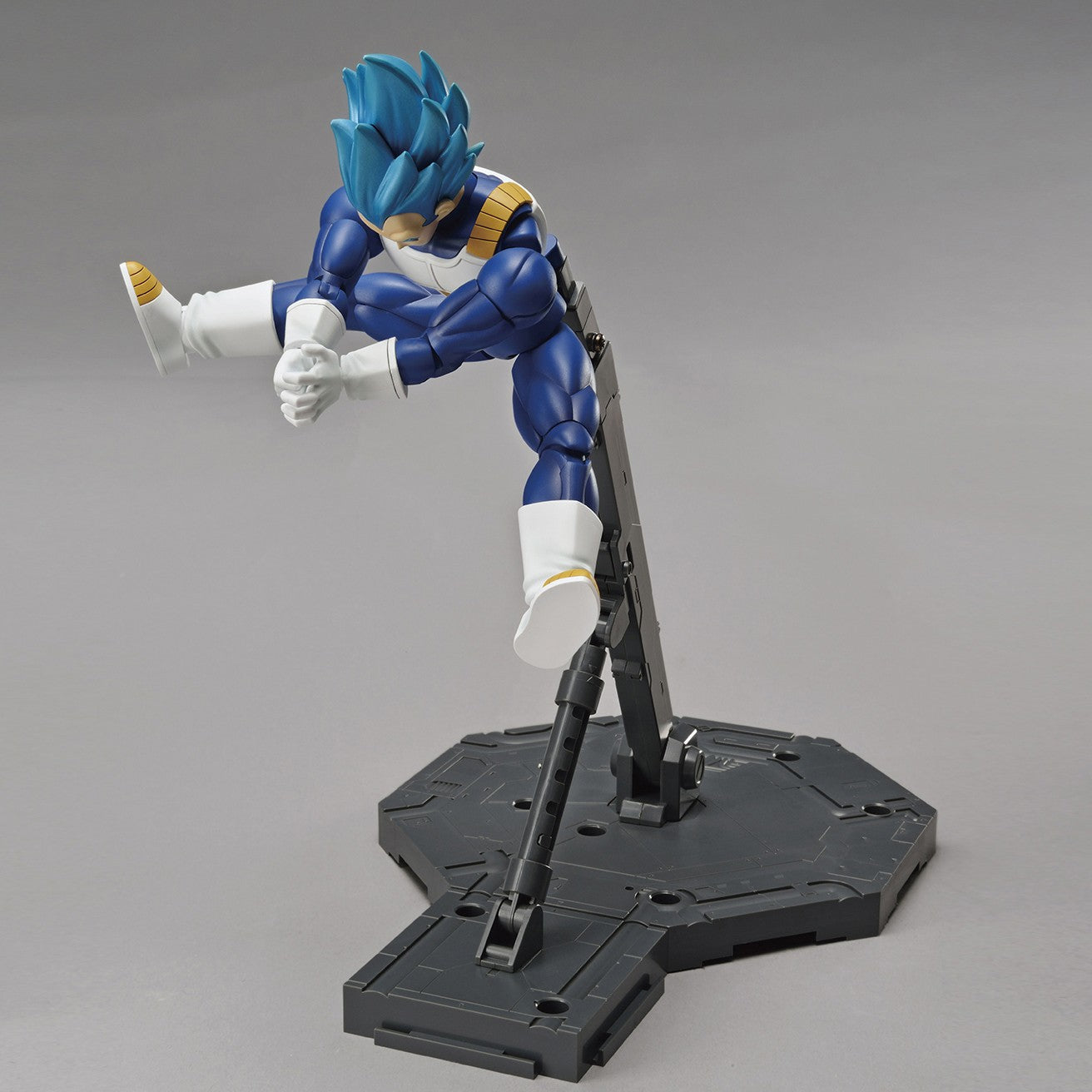 Bandai Figure-Rise Standard Super Saiyan God: Super Saiyan Vegeta Kit