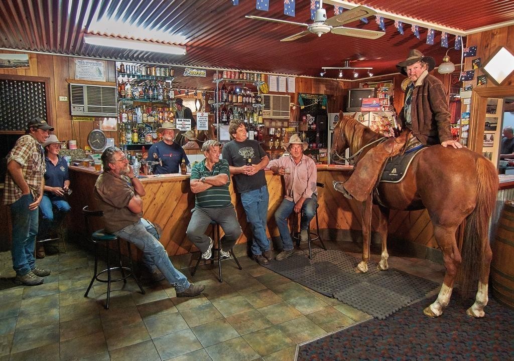 Benambra Pub, NSW by Ken Duncan 2000pc Puzzle
