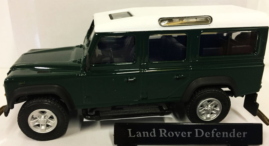 Cararama 1/43 Land Rover Defender 110 (Green)