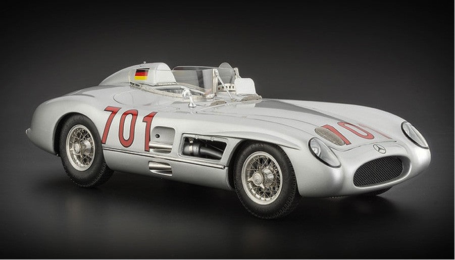 CMC 1/18 Mercedes-Benz 300 SLR, Mille Miglia 1955 No.701/Karl Kling M- -  Hobbies N Games