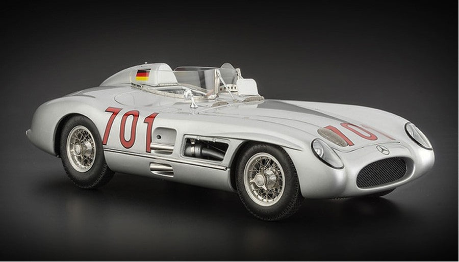 CMC 1/18 Mercedes-Benz 300 SLR, Mille Miglia 1955 No.701/Karl Kling M-118
