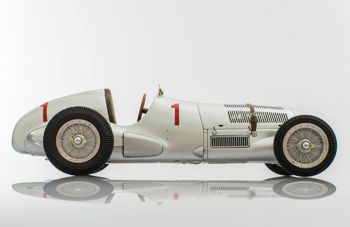 CMC 1/18 MERCEDES W125 1937