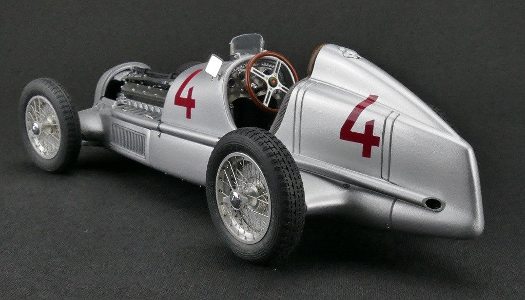 CMC 1/18 Mercedes-Benz W25, GP Monaco 1935, No.4/Luigi Fagioli M-104