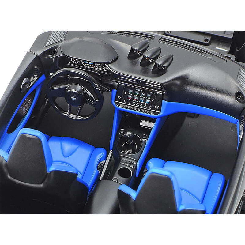 Tamiya 1/24 Nissan Z Kit