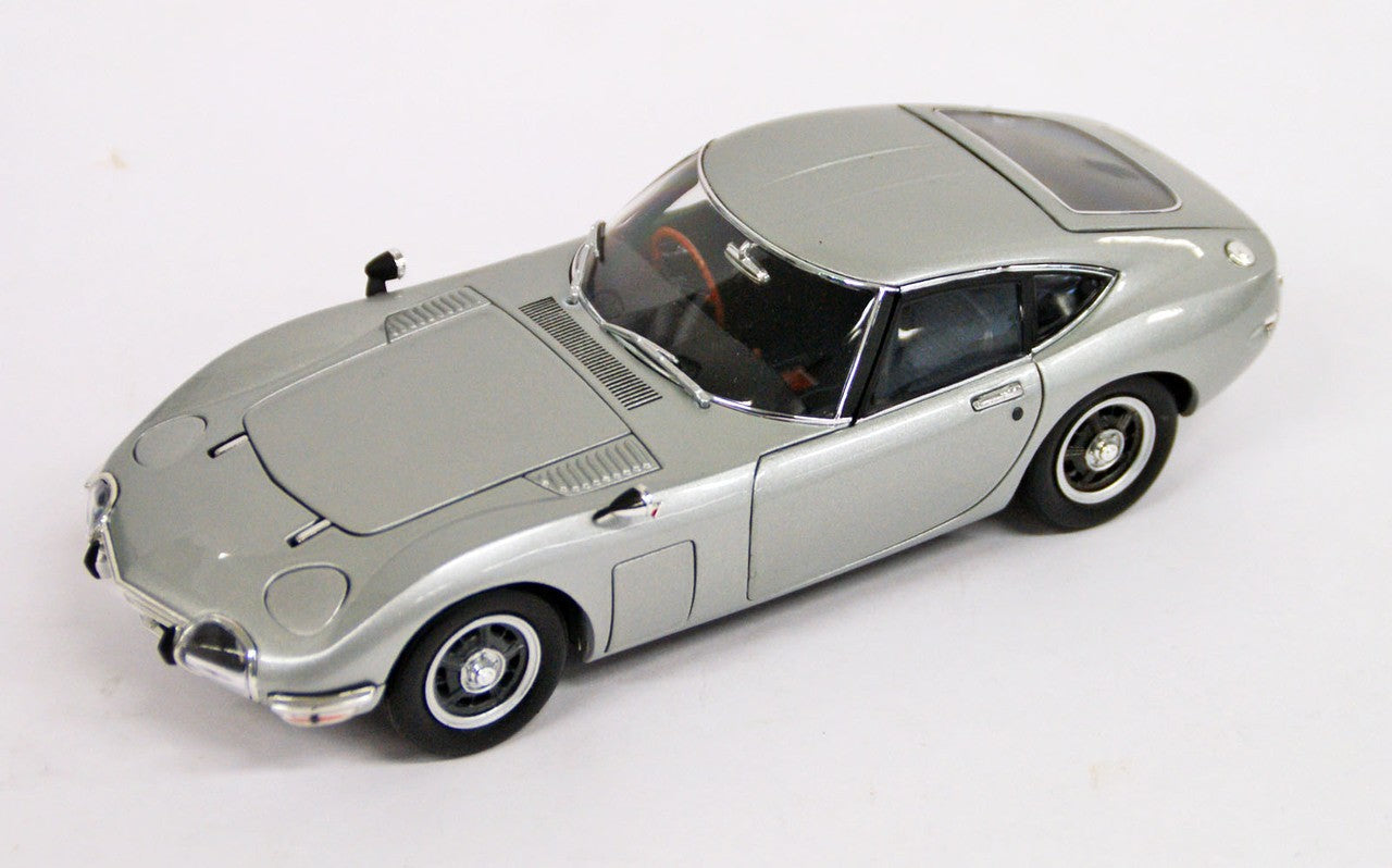 Ebbro 1/24 Toyota 2000 GT (Silver) - Hobbies N Games