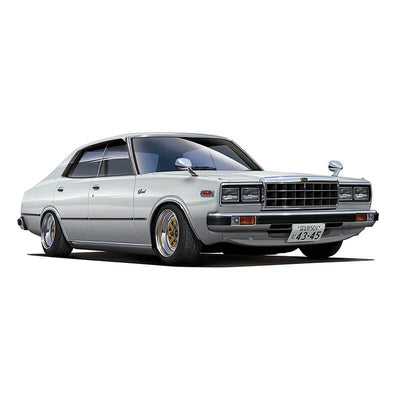 Fujimi 1/24 Nissan Laurel Hardtop 2000 4Dr Medalist (C230 Later) Kit