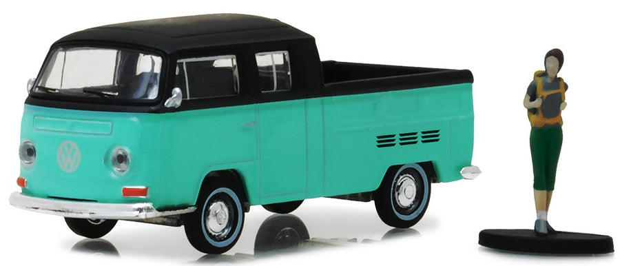 Greenlight 1/64 2016 Volkswagen Type 2 Crew Cab with Backpacker