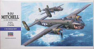 Hasegawa 1/72 B-25J Mitchell (U.S. Army Air Force Bomber) Kit H00546