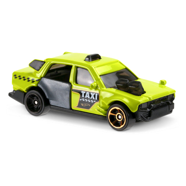 Hotwheels 1/64 Time Attaxi DTY70 92/365