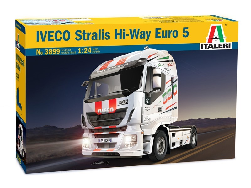 Italeri 1/24 IVECO Stralis Hi-Way Euro 5 Kit ITA-03899