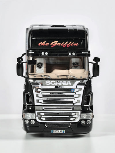 Italeri 1/24 Scania R730 "The Griffin" Kit ITA-03879
