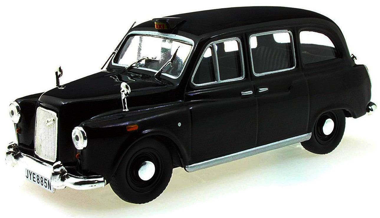 MAG 1/43 Austin FX4 "Octopussy"