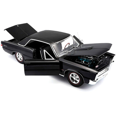 Maisto 1/18 1965 Pontiac GTO (Black) MA31885A