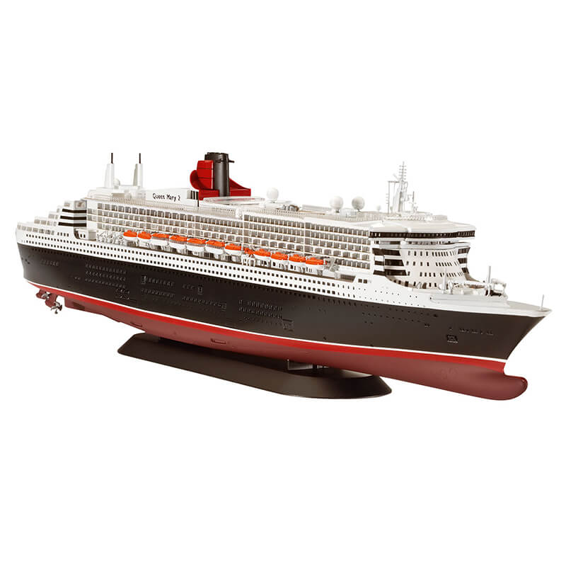 Revell 1/700 Ocean Liner Queen Mary 2 Kit