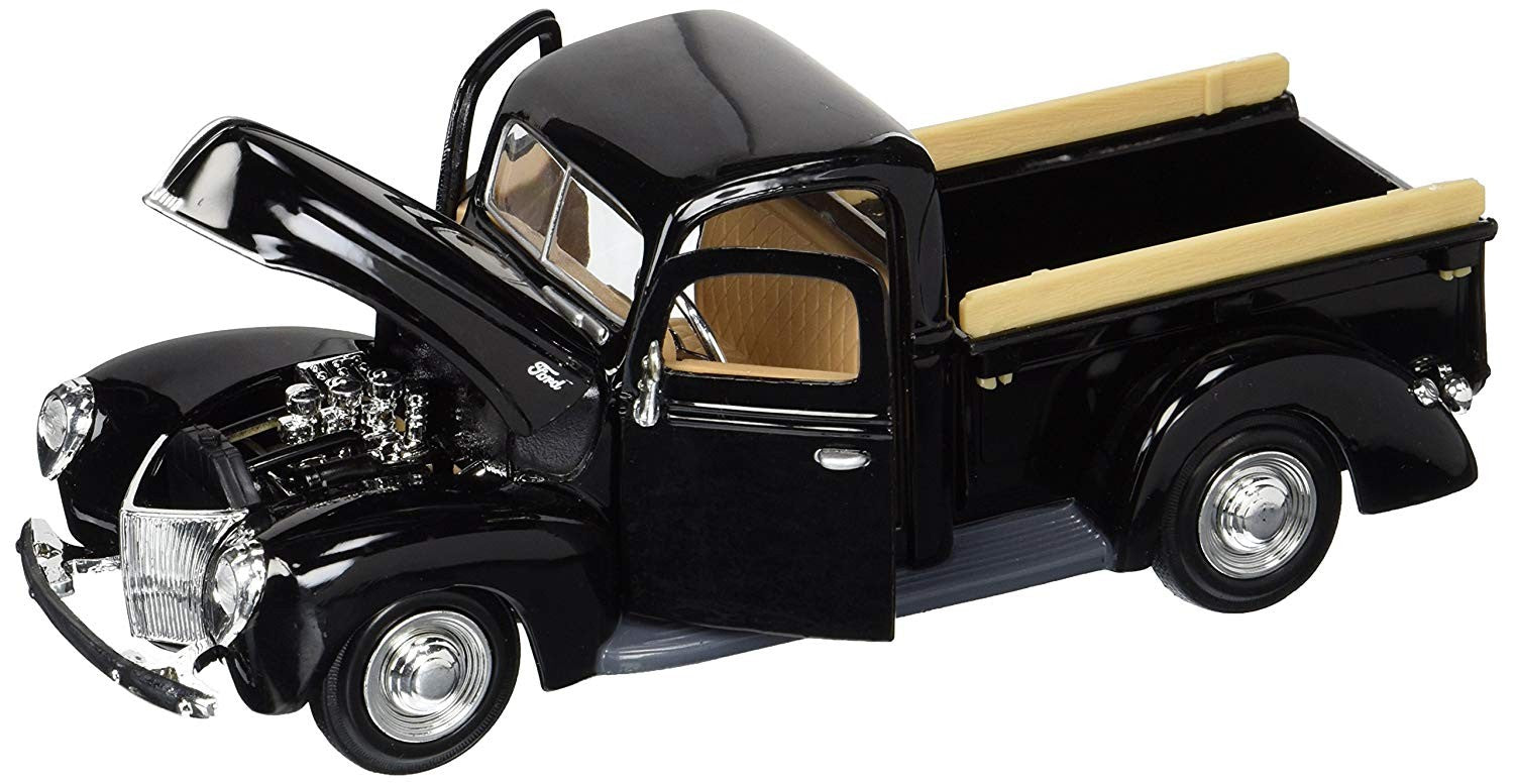 Motormax 1/24 1940 Ford Pickup (Black)