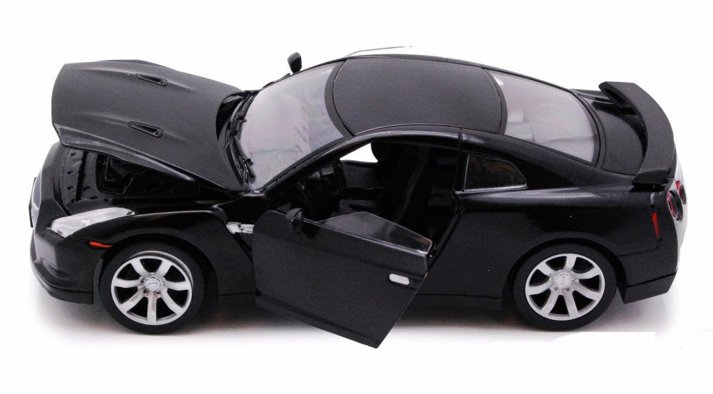 Motormax 1/24 2008 Nissan GT-R (Black)