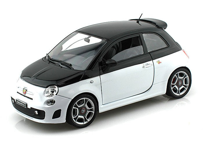 Motormax 1/24 Abarth 500 (Black & White)