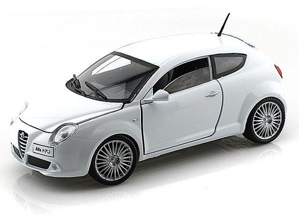Motormax 1/24 Alfa Romeo MiTo (White)