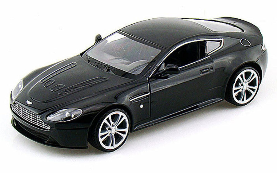 Motormax 1/24 Aston Martin V12 Vantage (Black)