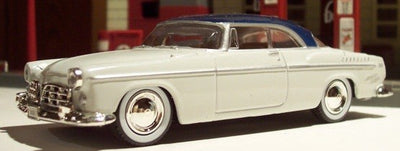 Motormax 1/43 1955 Chrysler C300 (White)