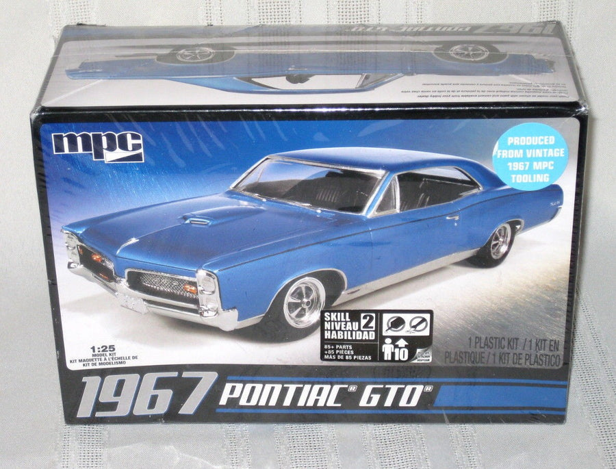 MPC 1/25 1967 Pontiac GTO Kit (White)