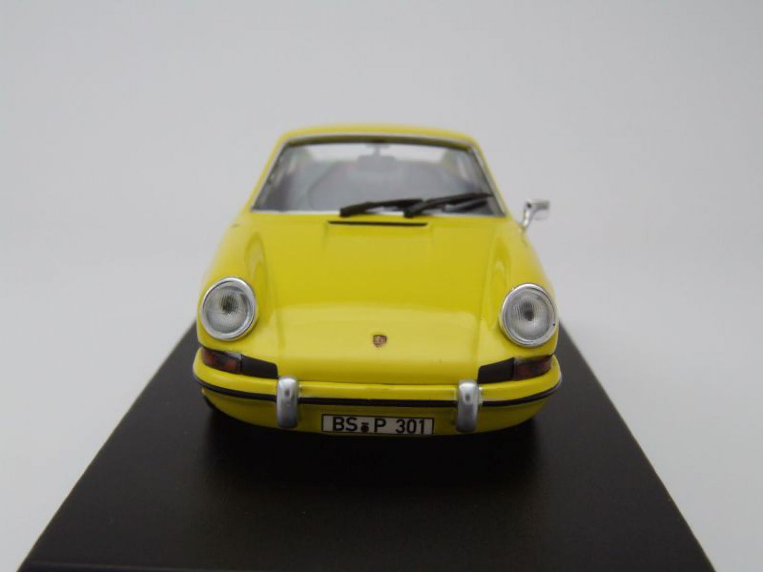 Norev 1/43 Porsche 911 S 1973 (yellow)