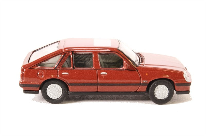 Oxford 1/76 Vauxhall Cavalier Carnelian Red