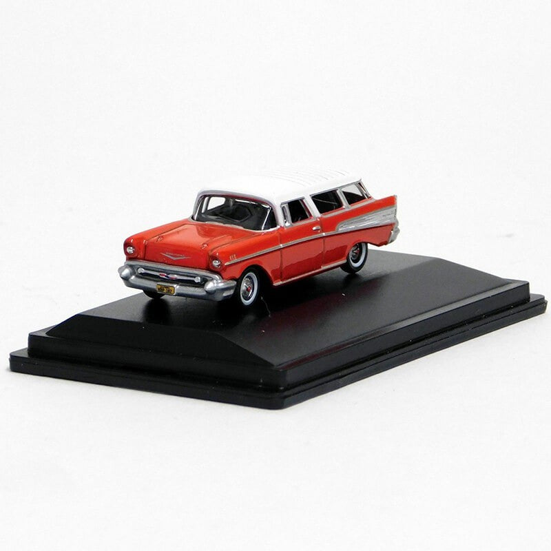 Oxford 1/87 Chevrolet Nomad 1957 (Rio Red/Arctic White)