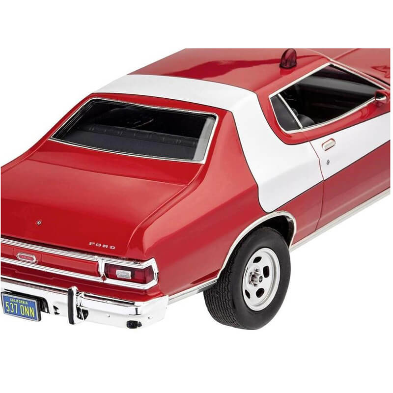 Revell 1/25 '76 Ford Torino Kit
