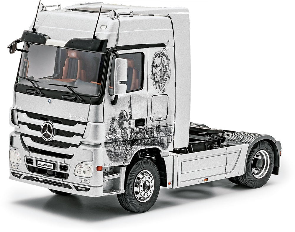 Revell 1/25 Mercedes Benz Actros MP3 Kit 95-07425