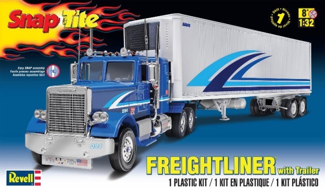 Revell 1/32 "Snap Tite" Freightliner w/ Trailer Kit