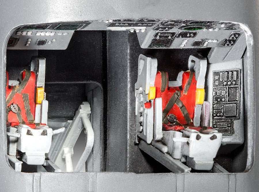 Revell 1/48 B-1B Lancer Kit 95-04900