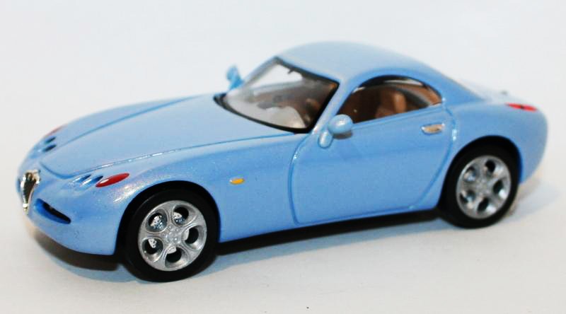 Solido 1/43 Alfa Romeo Nuvola (Light Blue)