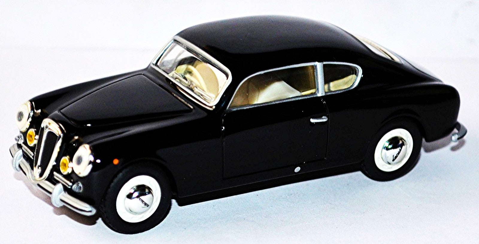 Solido 1/43 Lancia Aurelia Gran Turismo GT B20 1 series 1951 (Black)