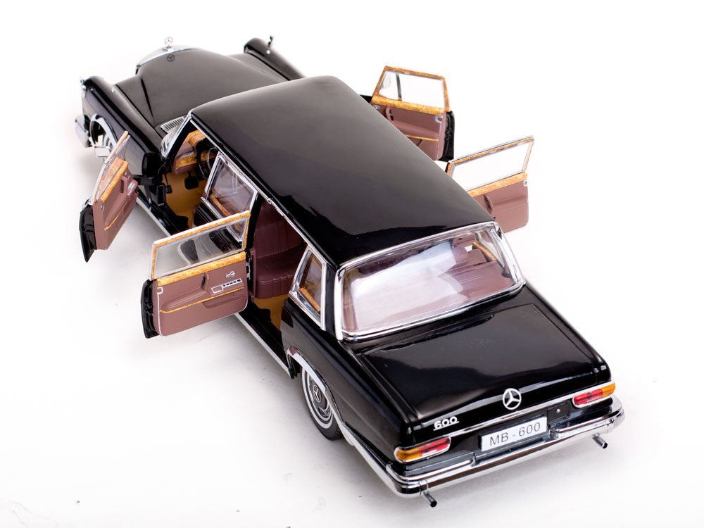 Sun Star 1/18 1966 Mercedes-Benz 600 SS-2202
