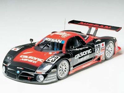 Tamiya 1/24 Nissan R390 GT1 kit