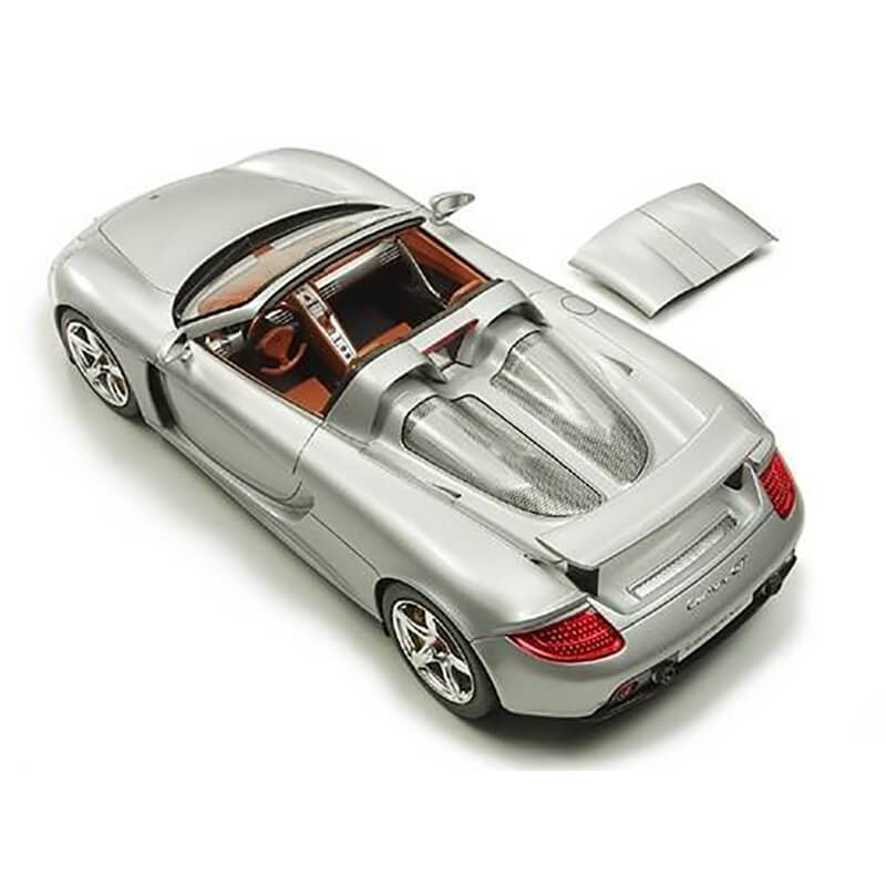 Tamiya 1/24 Porsche Carrera GT Kit