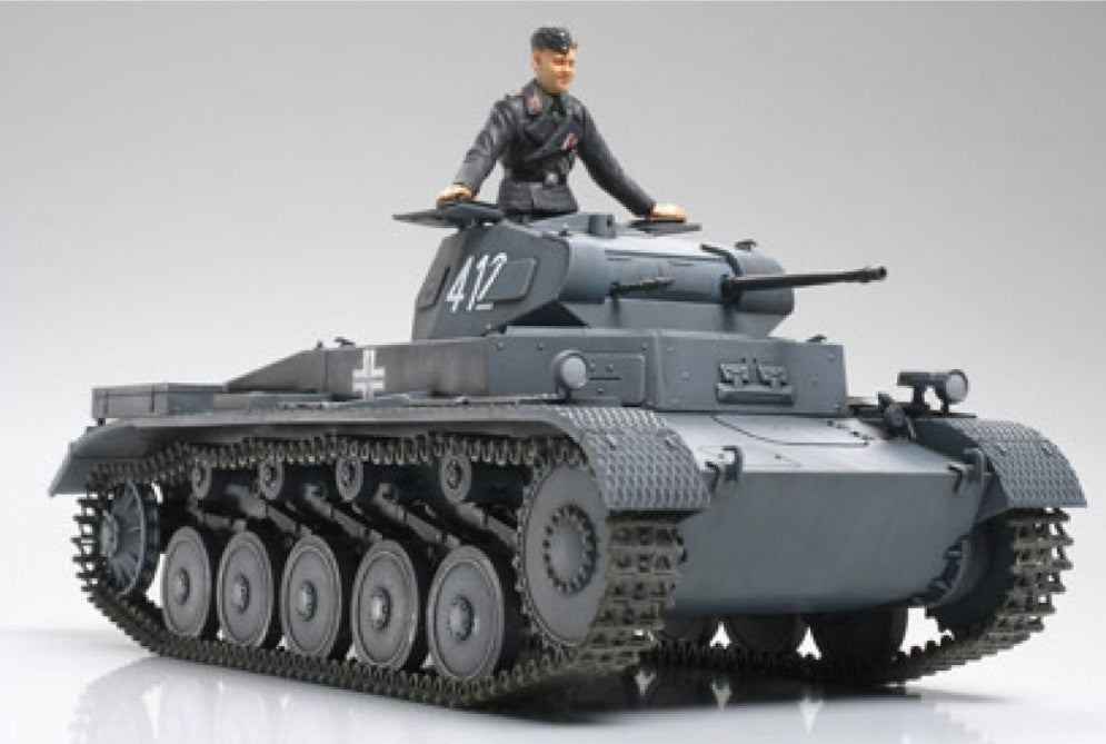 Tamiya 1/35 German Pz.kpfw.II Ausf.A/B/C (Sd.Kfz.121) Kit