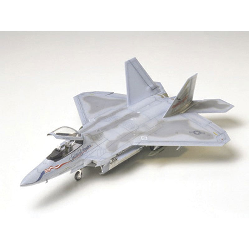 Tamiya 1/72 F-22 Raptor Kit
